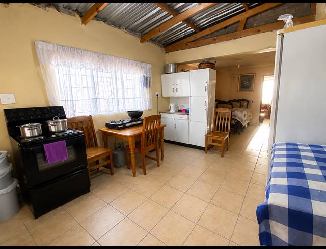 2 BEDROOM HOUSE FOR SALE IN SEBOKENG ZONE 7